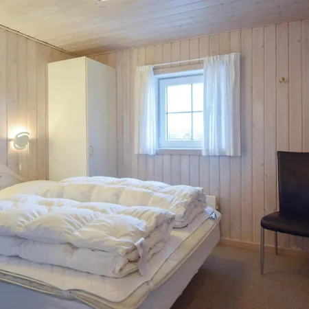 Beautiful Home In Blavand With Sauna Casa de Férias Blåvand