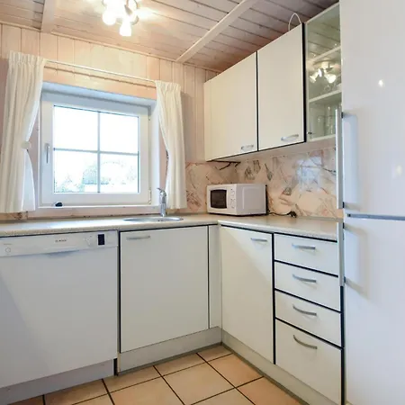 Casa de Férias Beautiful Home In Blavand With Sauna