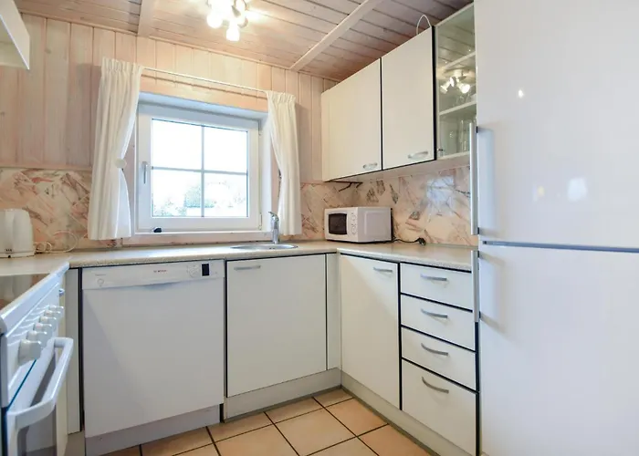 Feriehus Lovely In With Wifi