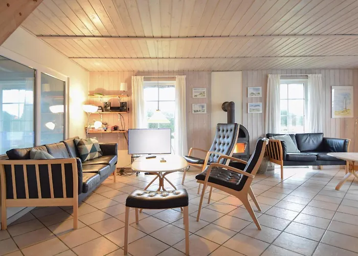 Feriehus Lovely In With Wifi Blåvand