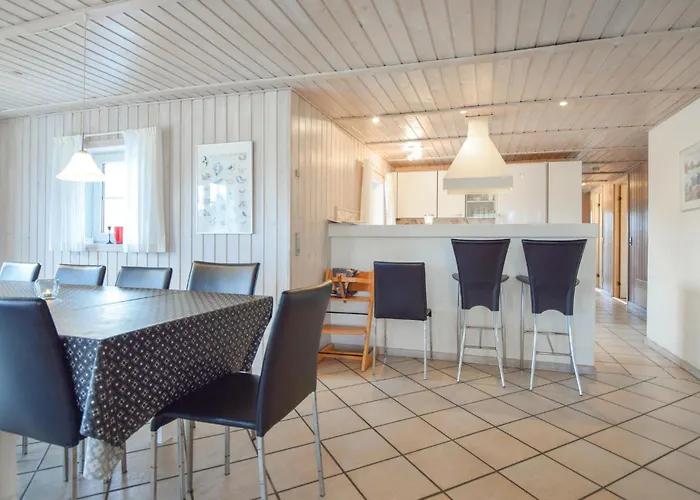 Feriehus Lovely In With Wifi *